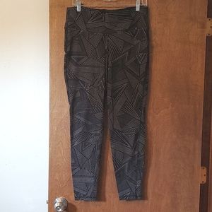 7/8 Geometric Yoga Pants